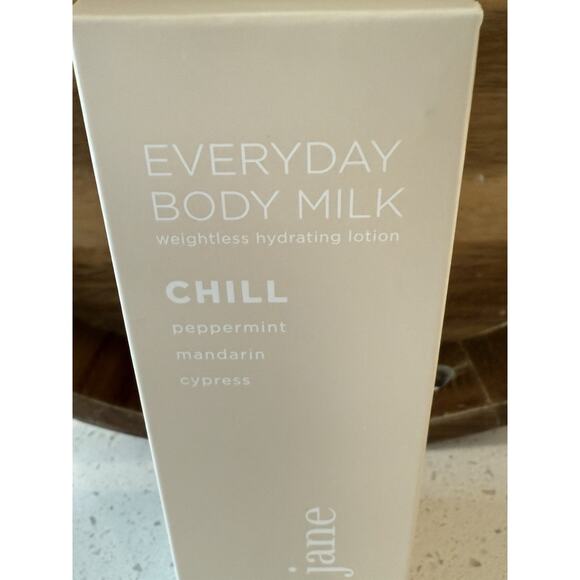 By Rosie Jane Everyday Body Milk Chill 5oz/148ml Full Size -‎ NEW in Box - Picture 2 of 11